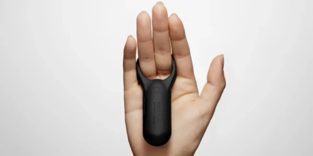 TENGA | SVR Plus Vibrating Couples Cock Ring - Black